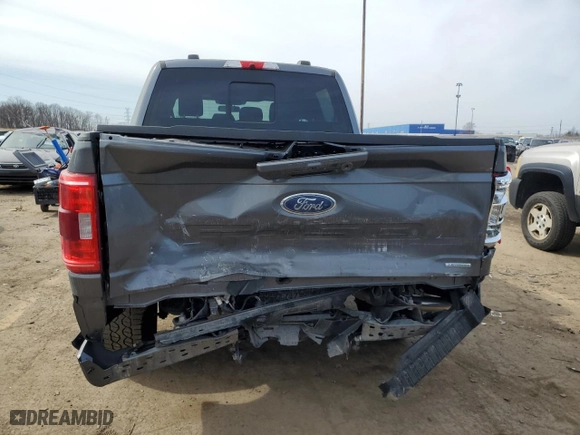 2022 Ford F-150 XL with VIN 1FTEW1EP3NFB82636, listed as a Copart auction lot 48594435 with 33,281 mi miles and Non Repairable. Bid and sale history available at carsss.com. Image 6.