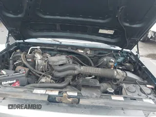 1995 Ford F-150 with VIN 1FTEX15N8SKB65989, listed as a IAAI auction lot 41132069 with 1 mi miles. Bid and sale history available at carsss.com. Image 10.