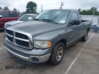 2005 Dodge 1500 ST z VIN 1D7HA16K65J572745, wystawiony jako IAAI lot #42389589 z przebiegiem 47 543 mil mil oraz . Historia ofert i sprzedaży dostępna na DreamBid. Obrazek 2.