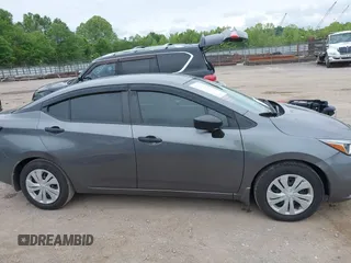2020 Nissan Versa S z VIN 3N1CN8DV0LL883241, wystawiony jako IAAI lot #42186246 z przebiegiem 149 150 mil mil oraz . Historia ofert i sprzedaży dostępna na DreamBid. Obrazek 14.
