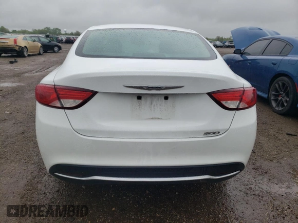 2015 Chrysler 200 Limited z VIN 1C3CCCAB6FN529958, wystawiony jako Copart lot #57939465 z przebiegiem 119 844 mil mil oraz Szkoda całkowita • Salvage title. Historia ofert i sprzedaży dostępna na DreamBid. Obrazek 6.