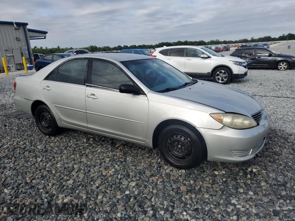 2006 Toyota Camry STD with VIN 4T1BE32K76U666957, listed as a Copart auction lot 51637265 with 303,409 mi miles and Salvage Title. Bid and sale history available at DreamBid. Image 4.
