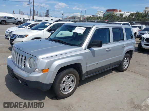 2013 Jeep Patriot Sport with VIN 1C4NJPBA7DD209591, listed as a IAAI auction lot 41945082 with 111,837 mi miles. Bid and sale history available at carsss.com. Image 2.