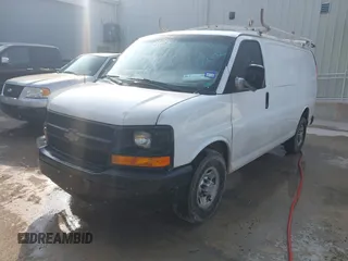2013 Chevrolet Express Cargo z VIN 1GCWGFBA4D1140163, wystawiony jako IAAI lot #42326372 z przebiegiem Nie podano mil oraz . Historia ofert i sprzedaży dostępna na DreamBid. Obrazek 17.