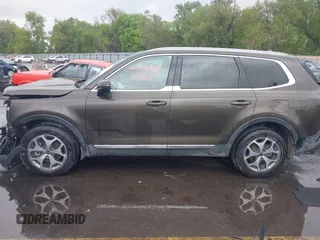 2020 Kia Telluride EX with VIN 5XYP3DHC3LG020303, listed as a IAAI auction lot 42249452 with 93,402 mi miles and . Bid and sale history available at DreamBid. Image 14.