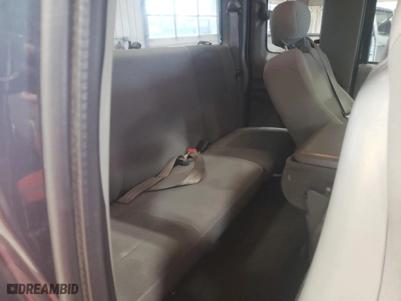 2004 Ford Super Duty F-250 XL with VIN 1FTNX21P64EE05846, listed as a Copart auction lot 47527045 with 191,038 mi miles and Salvage Title. Bid and sale history available at carsss.com. Image 10.