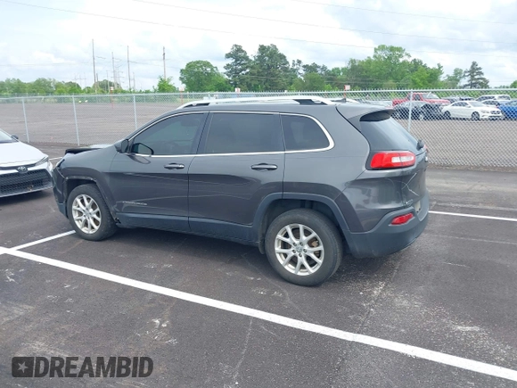 2015 Jeep Cherokee Latitude with VIN 1C4PJLCB5FW689811, listed as a IAAI auction lot 42113567 with 113,740 mi miles and . Bid and sale history available at carsss.com. Image 14.