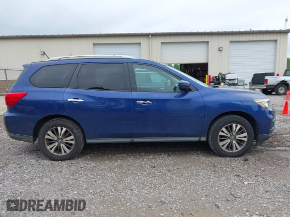 2017 Nissan Pathfinder SV z VIN 5N1DR2MMXHC613443, wystawiony jako IAAI lot #42370891 z przebiegiem 135 460 mil mil oraz . Historia ofert i sprzedaży dostępna na DreamBid. Obrazek 13.