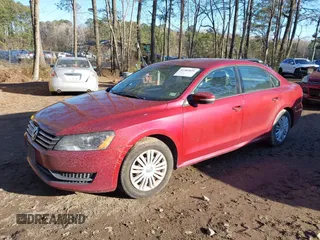 2015 Volkswagen Passat 1.8T Limited Edition with VIN 1VWAT7A33FC007414, listed as a IAAI auction lot 41305891 with 81,440 mi miles. Bid and sale history available at carsss.com. Image 18.