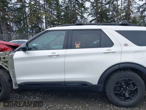 2022 Ford Explorer Timberline z VIN 1FMSK8JH8NGC38906, wystawiony jako IAAI lot #41620210 z przebiegiem 47 945 mil mil oraz . Historia ofert i sprzedaży dostępna na DreamBid. Obrazek 15.