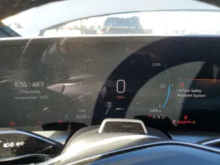 2024 Cadillac LYRIQ Sport z VIN 1GYKPWRK9RZ123889, wystawiony jako Copart lot #80591984 z przebiegiem 3 036 mil mil oraz Szkoda całkowita • Salvage title. Historia ofert i sprzedaży dostępna na DreamBid. Obrazek 9.