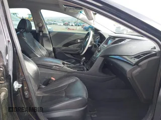 2013 Hyundai Azera z VIN KMHFH4JG8DA329143, wystawiony jako IAAI lot #41933036 z przebiegiem Nie podano mil oraz . Historia ofert i sprzedaży dostępna na DreamBid. Obrazek 5.