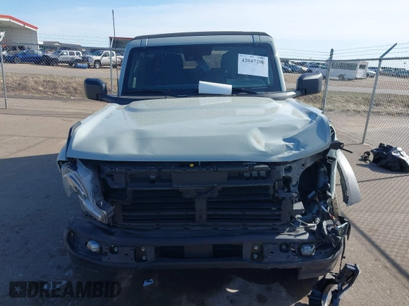 2021 Ford Bronco с VIN 1FMDE5BH9MLA61091, выставлен на аукционе IAAI как лот 42047298 с пробегом 31 479 миль миль и . История ставок и продаж доступна на DreamBid. Изображение 12.