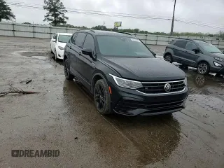 2022 Volkswagen Tiguan SE R-Line Black with VIN 3VVCB7AX9NM054396, listed as a Copart auction lot 52229505 with 30,231 mi miles and Non repairable. Bid and sale history available at DreamBid. Image 12.