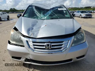 2010 Honda Odyssey LX with VIN 5FNRL3H28AB083511, listed as a Copart auction lot 55704745 with 81,218 mi miles and Salvage title. Bid and sale history available at DreamBid. Image 5.