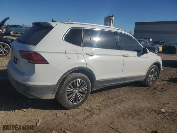 2018 Volkswagen Tiguan SEL with VIN 3VV3B7AX1JM091002, listed as a Copart auction lot 46902485 with 91,684 mi miles and Salvage Title. Bid and sale history available at carsss.com. Image 3.