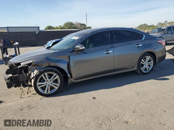 2015 Nissan Altima SL with VIN 1N4BL3AP9FC186454, listed as a Copart auction lot 49825055 with 85,319 mi miles and Salvage Title. Bid and sale history available at DreamBid. Image 1.