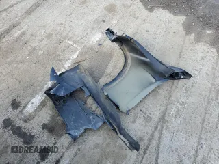 2013 BMW 3 Series 328i xDrive z VIN WBA3B5C53DF595373, wystawiony jako Copart lot #54227095 z przebiegiem 92 311 mil mil oraz Szkoda całkowita • Salvage title. Historia ofert i sprzedaży dostępna na DreamBid. Obrazek 12.