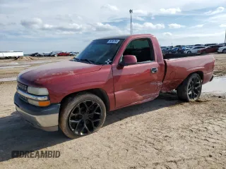 2000 Chevrolet Silverado 1500 with VIN 1GCEC14V0YZ361180, listed as a Copart auction lot 79730794 with Not Provided miles and Salvage Title. Bid and sale history available at DreamBid. Image 1.
