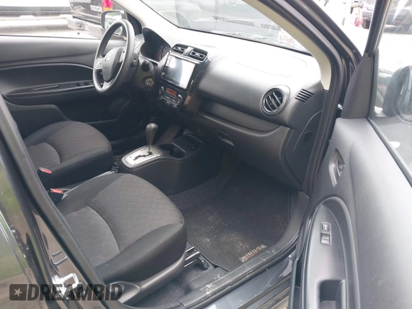 2024 Mitsubishi Mirage ES z VIN ML32AUHJ5RH018781, wystawiony jako IAAI lot #42442703 z przebiegiem 10 749 mil mil oraz . Historia ofert i sprzedaży dostępna na DreamBid. Obrazek 5.