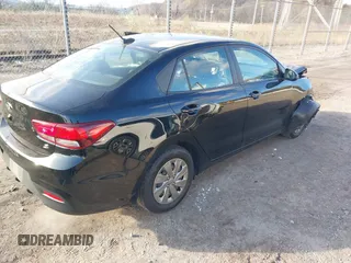 2019 Kia Rio S with VIN 3KPA24AB9KE209902, listed as a IAAI auction lot 41983203 with 31,231 mi miles. Bid and sale history available at carsss.com. Image 4.