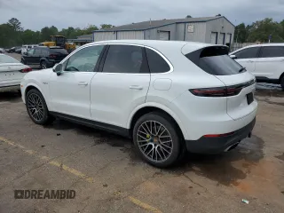 2021 Porsche Cayenne E-Hybrid Hybrid z VIN WP1AE2AY1MDA24696, wystawiony jako Copart lot #54376945 z przebiegiem 36 303 mil mil oraz Szkoda całkowita • Salvage title. Historia ofert i sprzedaży dostępna na DreamBid. Obrazek 2.