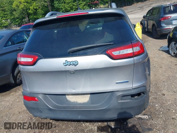 2018 Jeep Cherokee Latitude with VIN 1C4PJLCB4JD612058, listed as a IAAI auction lot 42176036 with 162,153 mi miles and . Bid and sale history available at DreamBid. Image 16.