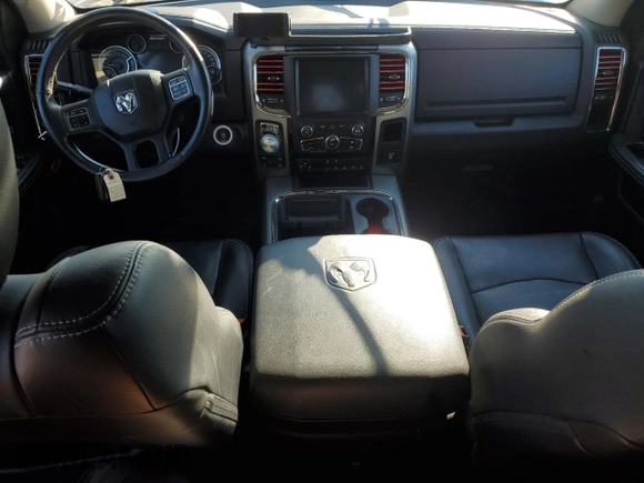 2016 Ram 1500 Sport z VIN 1C6RR7HT5GS230188, wystawiony jako Copart lot #87683885 z przebiegiem Nie podano mil oraz Szkoda całkowita • Salvage title. Historia ofert i sprzedaży dostępna na DreamBid. Obrazek 8.