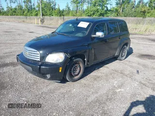 2010 Chevrolet HHR 1LT z VIN 3GNBABDB5AS506275, wystawiony jako IAAI lot #42631526 z przebiegiem 209 295 mil mil oraz . Historia ofert i sprzedaży dostępna na DreamBid. Obrazek 2.