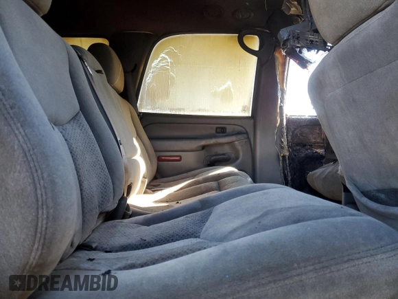 2005 Chevrolet Tahoe LS z VIN 1GNEC13V35J237617, wystawiony jako Copart lot #41955895 z przebiegiem Nie podano mil oraz Szkoda całkowita • Salvage title. Historia ofert i sprzedaży dostępna na DreamBid. Obrazek 11.