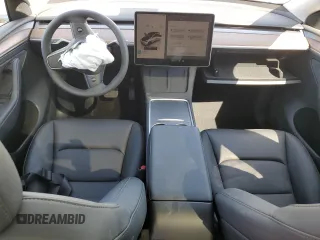 2024 Tesla Model Y with VIN 7SAYGDED5RF196309, listed as a Copart auction lot 44608545 with 7,226 mi miles and Salvage Title. Bid and sale history available at DreamBid. Image 8.