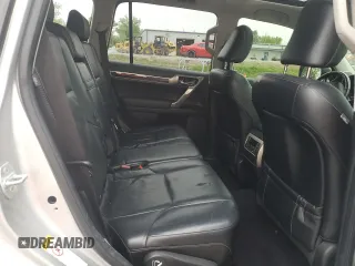 2017 Lexus GX 460 z VIN JTJBM7FX5H5168660, wystawiony jako Copart lot #55410675 z przebiegiem 128 599 mil mil oraz Szkody całkowita. Historia ofert i sprzedaży dostępna na DreamBid. Obrazek 10.