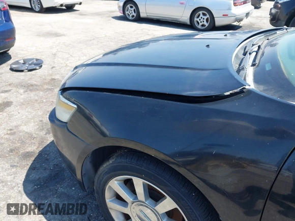 2008 Lincoln MKZ with VIN 3LNHM26T58R668548, listed as a IAAI auction lot 42784580 with 101,609 mi miles and . Bid and sale history available at DreamBid. Image 12.