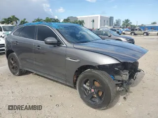 2017 Jaguar F-Pace 20d Prestige with VIN SADCK2BN6HA883222, listed as a Copart auction lot 62474185 with Not provided miles and Salvage title. Bid and sale history available at DreamBid. Image 4.