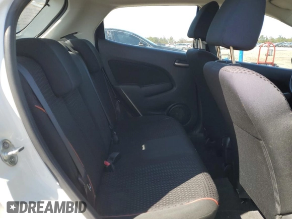 2013 Mazda 2 Touring z VIN JM1DE1LY5D0160472, wystawiony jako Copart lot #50191085 z przebiegiem 116 911 mil mil oraz Czysty tytuł • Clean title. Historia ofert i sprzedaży dostępna na DreamBid. Obrazek 10.