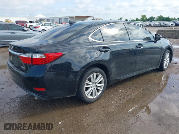 2015 Lexus ES 330 z VIN JTHBK1GG8F2207260, wystawiony jako IAAI lot #42210193 z przebiegiem 109 386 mil mil oraz . Historia ofert i sprzedaży dostępna na DreamBid. Obrazek 4.