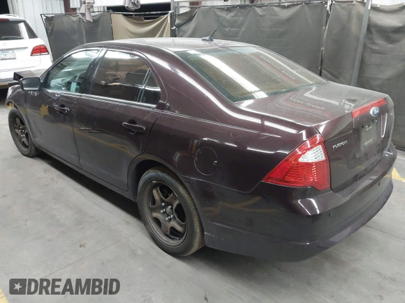 2011 Ford Fusion SE with VIN 3FAHP0HA3BR345933, listed as a IAAI auction lot 42008980 with 147,076 mi miles. Bid and sale history available at carsss.com. Image 3.