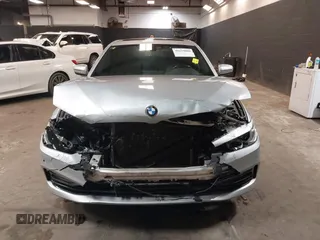 2018 BMW 5 Series 540i xDrive with VIN WBAJE7C53JWD52669, listed as a IAAI auction lot 41634800 with 89,829 mi miles and . Bid and sale history available at DreamBid. Image 12.