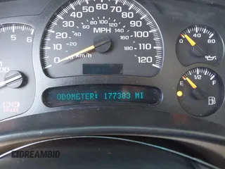 2003 Chevrolet Avalanche z VIN 3GNEC13T03G283368, wystawiony jako IAAI lot #42642951 z przebiegiem 177 383 mil mil oraz . Historia ofert i sprzedaży dostępna na DreamBid. Obrazek 15.