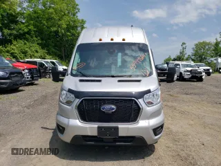 2022 Ford Transit with VIN 1FDRU8UG5NKA33889, listed as a Copart auction lot 55999664 with 23,149 mi miles and Salvage Title. Bid and sale history available at DreamBid. Image 5.