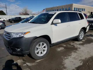 2013 Toyota Highlander with VIN 5TDBK3EH7DS273653, listed as a Copart auction lot 47629305 with NaN miles and Salvage Title. Bid and sale history available at carsss.com. Image 1.