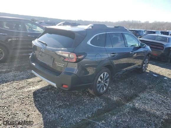 2024 Subaru Outback Touring with VIN 4S4BTAPCXR3102211, listed as a Copart auction lot 44344395 with 7,382 mi miles and Salvage Title. Bid and sale history available at carsss.com. Image 3.