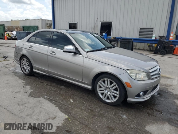 2008 Mercedes-Benz C 300 Sport z VIN WDDGF54X68F076421, wystawiony jako Copart lot #62546235 z przebiegiem 151 076 mil mil oraz Szkoda całkowita • Salvage title. Historia ofert i sprzedaży dostępna na DreamBid. Obrazek 4.