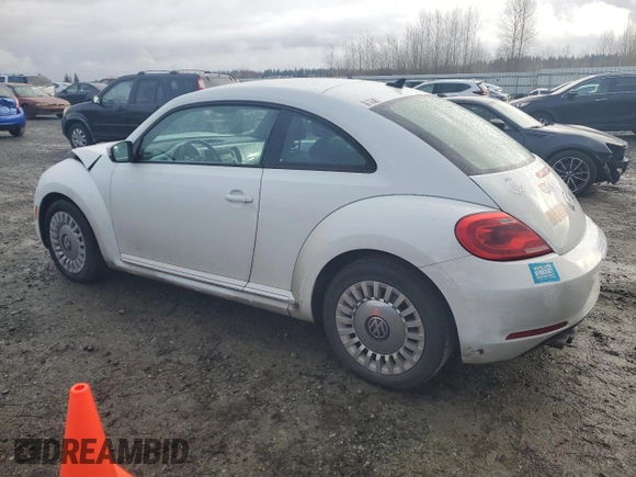 2014 Volkswagen Beetle 1.8T z VIN 3VWJ17AT1EM663680, wystawiony jako Copart lot #48163255 z przebiegiem 67 809 mil mil oraz Szkoda całkowita • Salvage title. Historia ofert i sprzedaży dostępna na DreamBid. Obrazek 2.