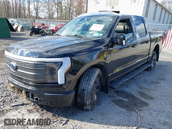 2023 Ford F-150 Lightning Pro с VIN 1FTVW1EV5PWG34863, выставлен на аукционе IAAI как лот 41995387 с пробегом 15 701 миль миль и . История ставок и продаж доступна на DreamBid. Изображение 16.