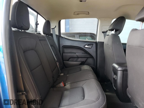 2019 Chevrolet Colorado 2WD LT with VIN 1GCGSCENXK1122733, listed as a Copart auction lot 50536375 with 101,821 mi miles and Salvage Title. Bid and sale history available at DreamBid. Image 10.