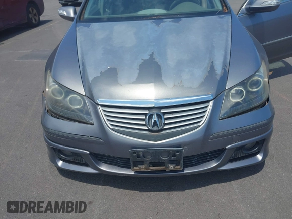 2005 Acura RL with VIN JH4KB16315C004640, listed as a IAAI auction lot 42612724 with 142,227 mi miles and . Bid and sale history available at DreamBid. Image 6.