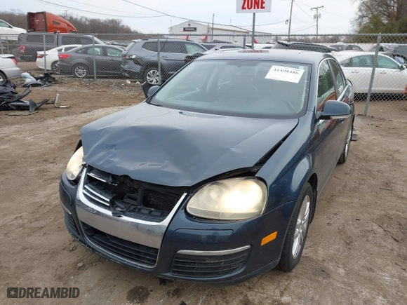 2006 Volkswagen Jetta Sedan 1.9L TDI with VIN 3VWST71K56M032034, listed as a IAAI auction lot 41498486 with 137,573 mi miles. Bid and sale history available at carsss.com. Image 17.