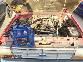 1989 Ford Ranger XLT with VIN 1FTCR10A6KUC37010, listed as a IAAI auction lot 41892634 with 52,902 mi miles. Bid and sale history available at carsss.com. Image 10.
