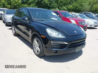 2012 Porsche Cayenne z VIN WP1AA2A26CLA06173, wystawiony jako IAAI lot #42262866 z przebiegiem 179 722 mil mil oraz . Historia ofert i sprzedaży dostępna na DreamBid. Obrazek 1.